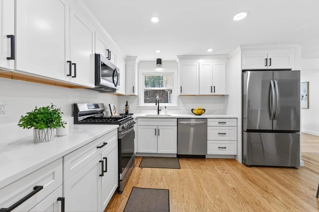 Photo of 6 Sunset Dr