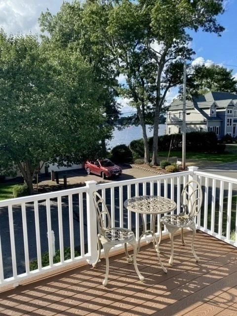 Photo of 42 Colonial Rd