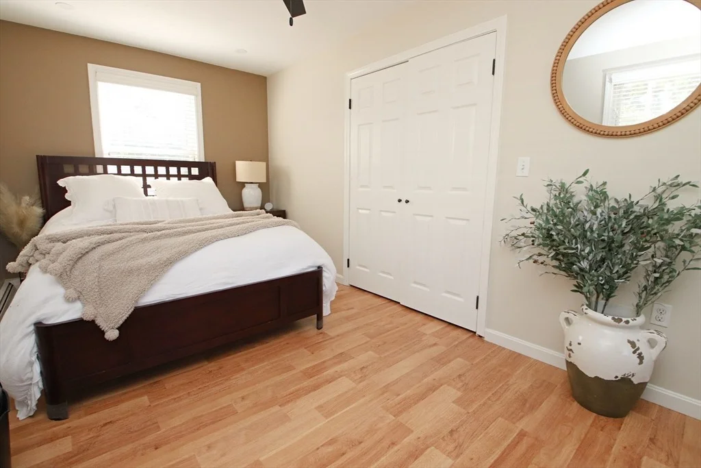 Photo of 27 Overlea Avenue