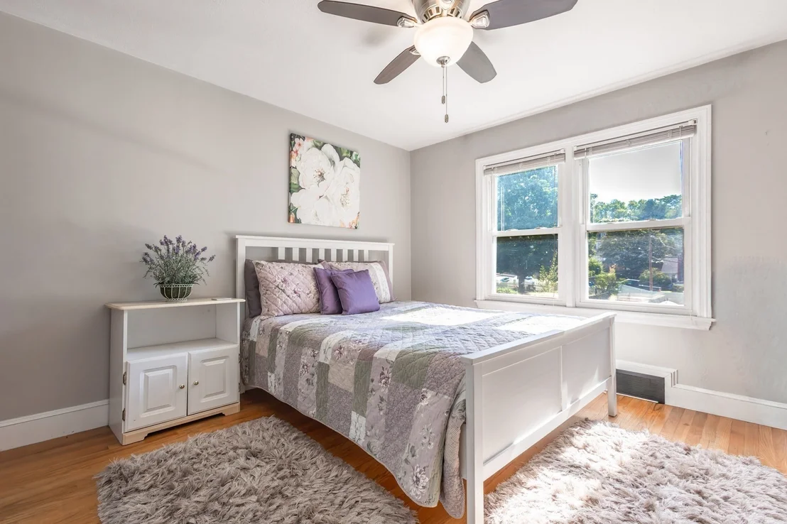 Photo of 9 Byron Ave