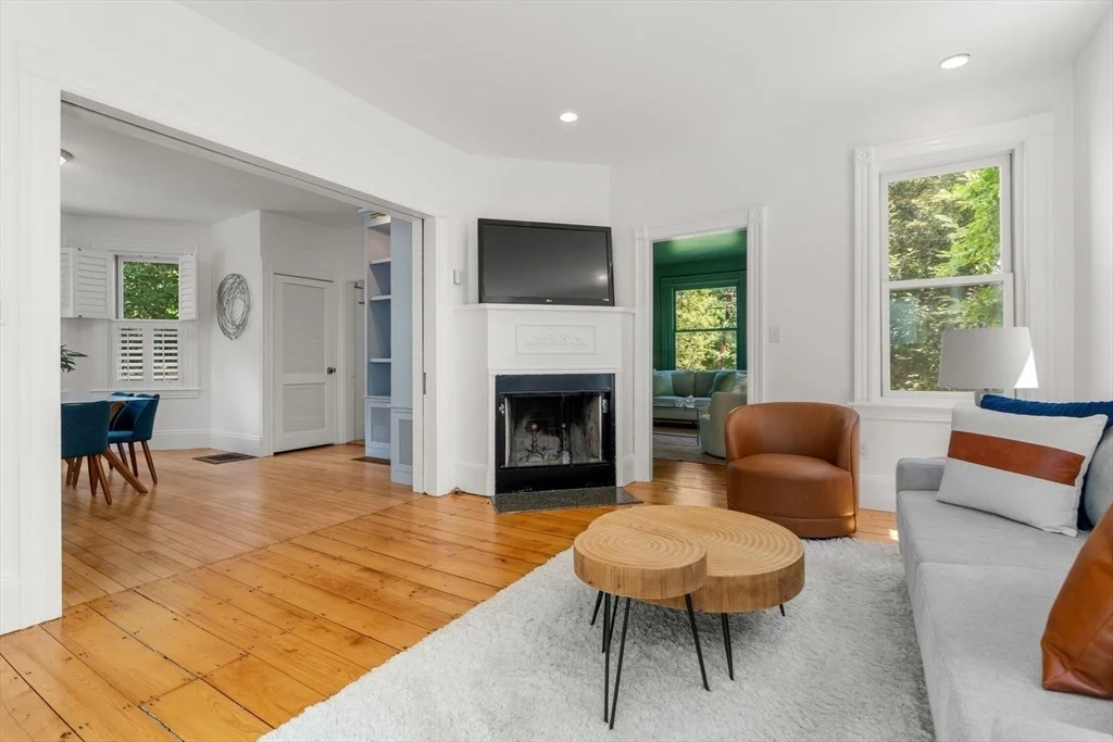 Photo of 302 Concord Road