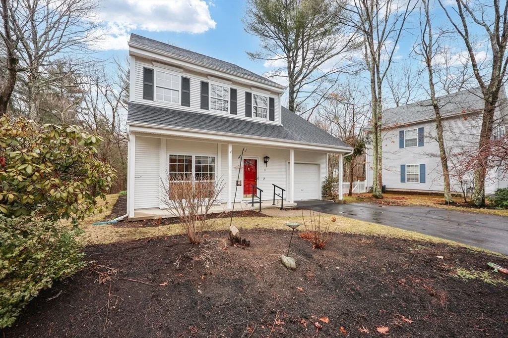 Photo of 6 Balcom Dr.