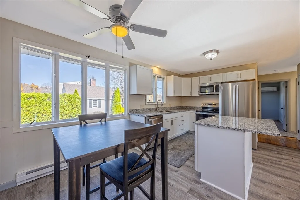 Photo of 8 Ridgeview Drive