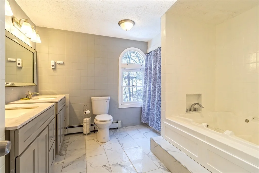 Photo of 8 Putnam Street