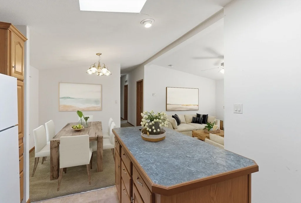 Photo of 15 Colonial Lane