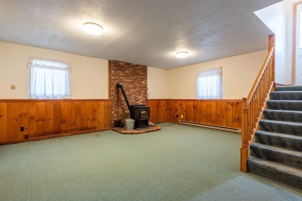 Photo of 27 Emily Ln