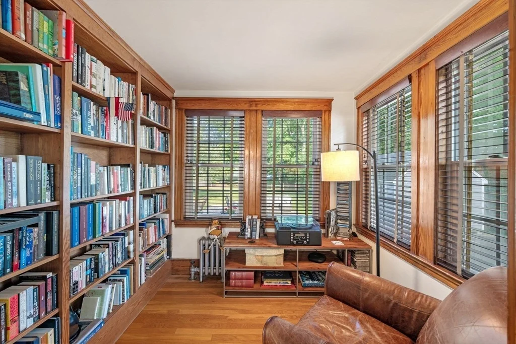 Photo of 67 Pond St