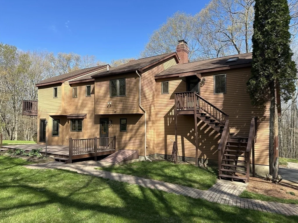Photo of 399 Central Tpke