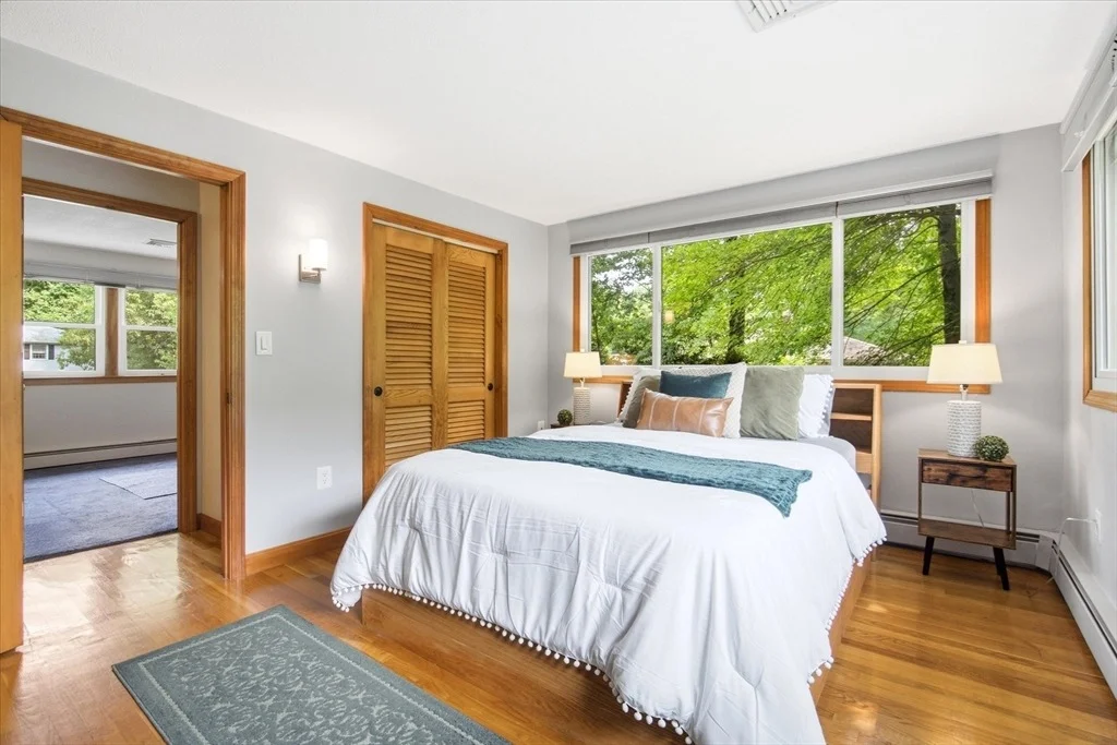 Photo of 18 Stone Dr