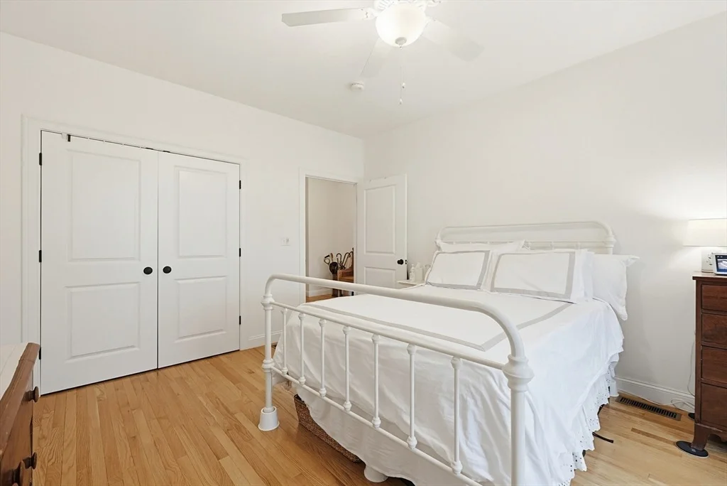 Photo of 30 Partridge View Ln S