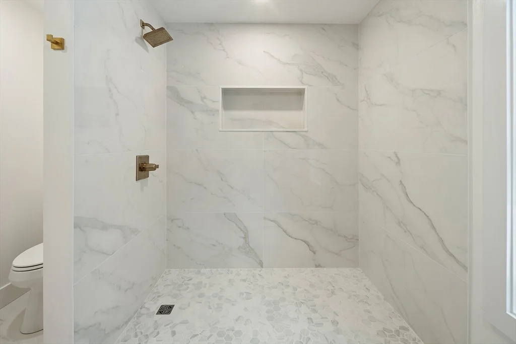 Photo of 355 Maynard Rd