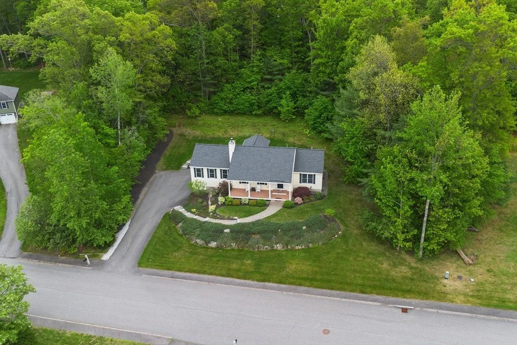 Photo of 71 Fox Run Drive