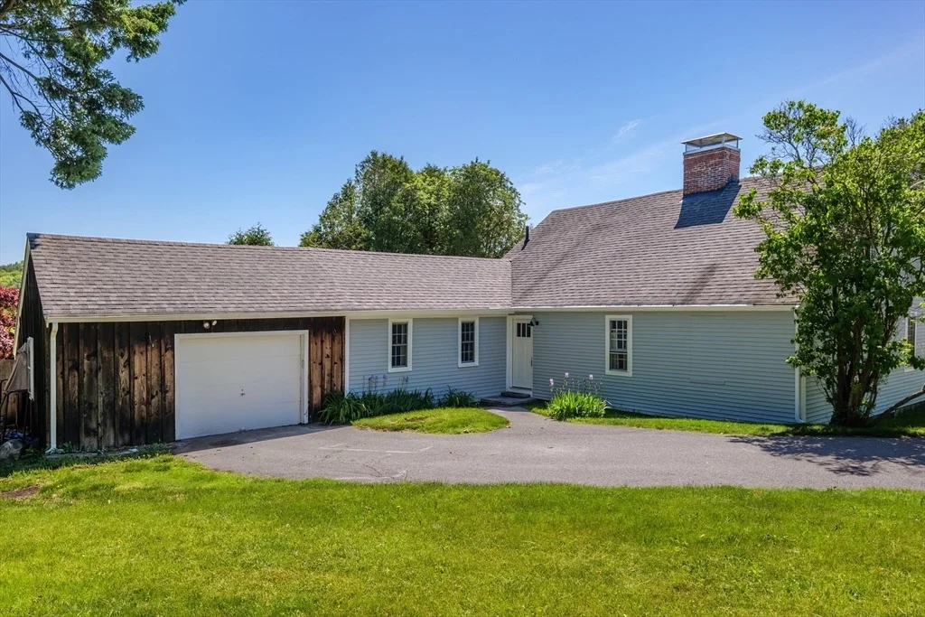 Photo of 129 Whitehall Rd