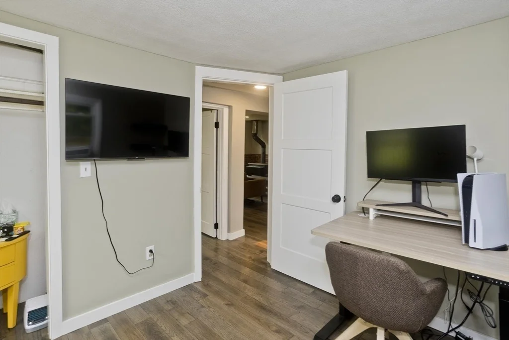 Photo of 455 Williamsburg Road