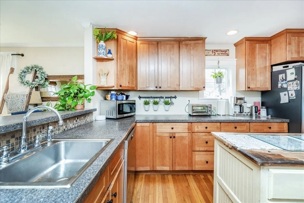 Photo of 23 Beacon St