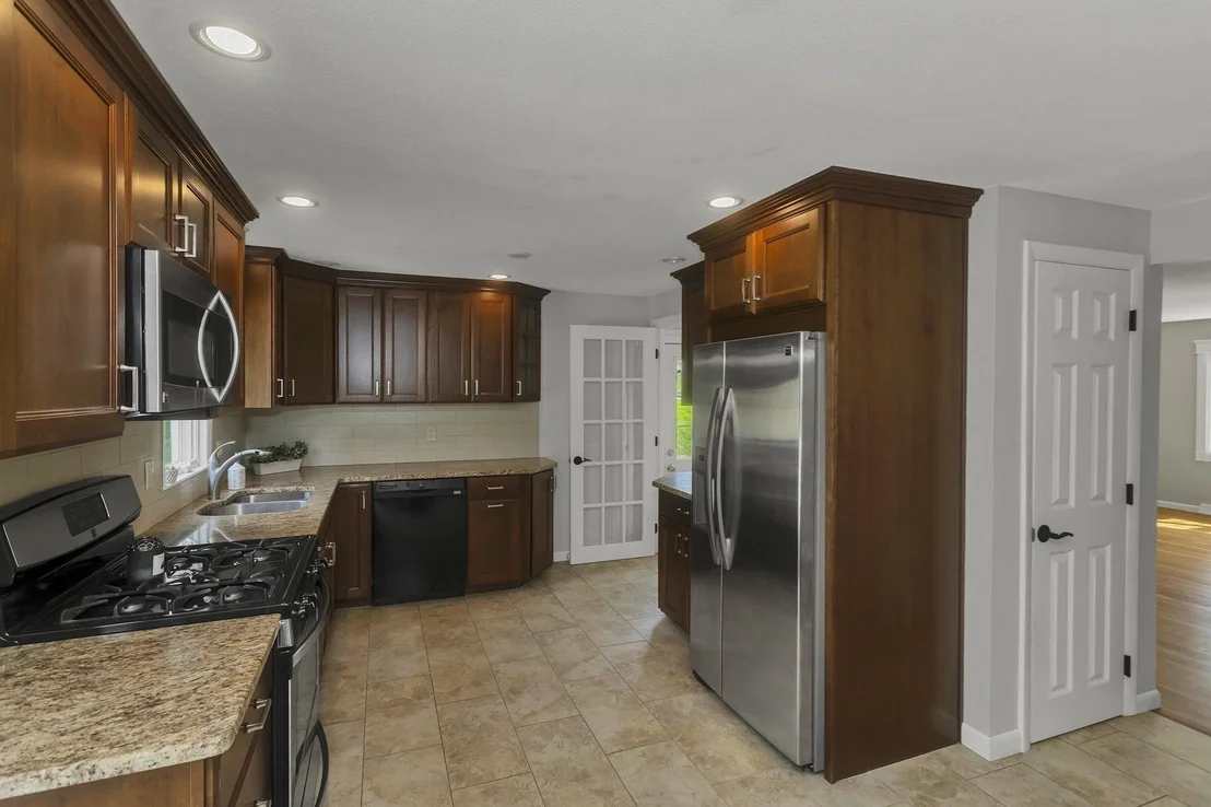 Photo of 14 Echo Valley Dr