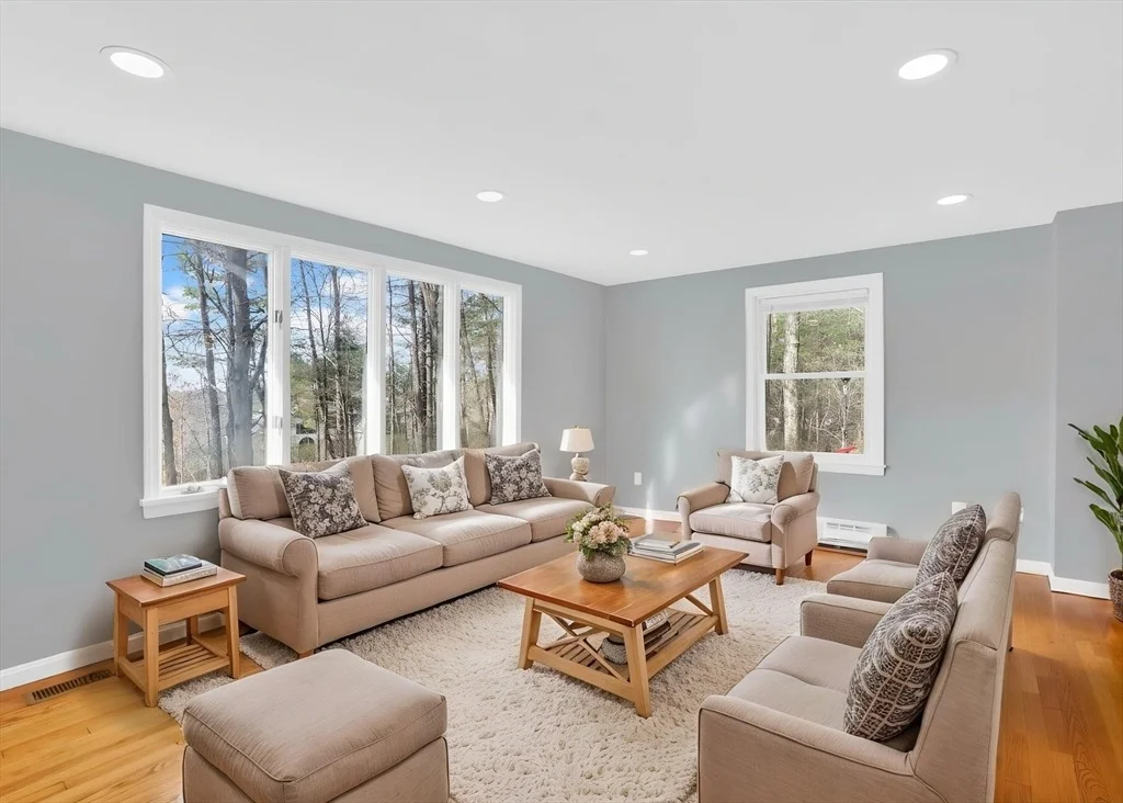 Photo of 3 Williston Dr