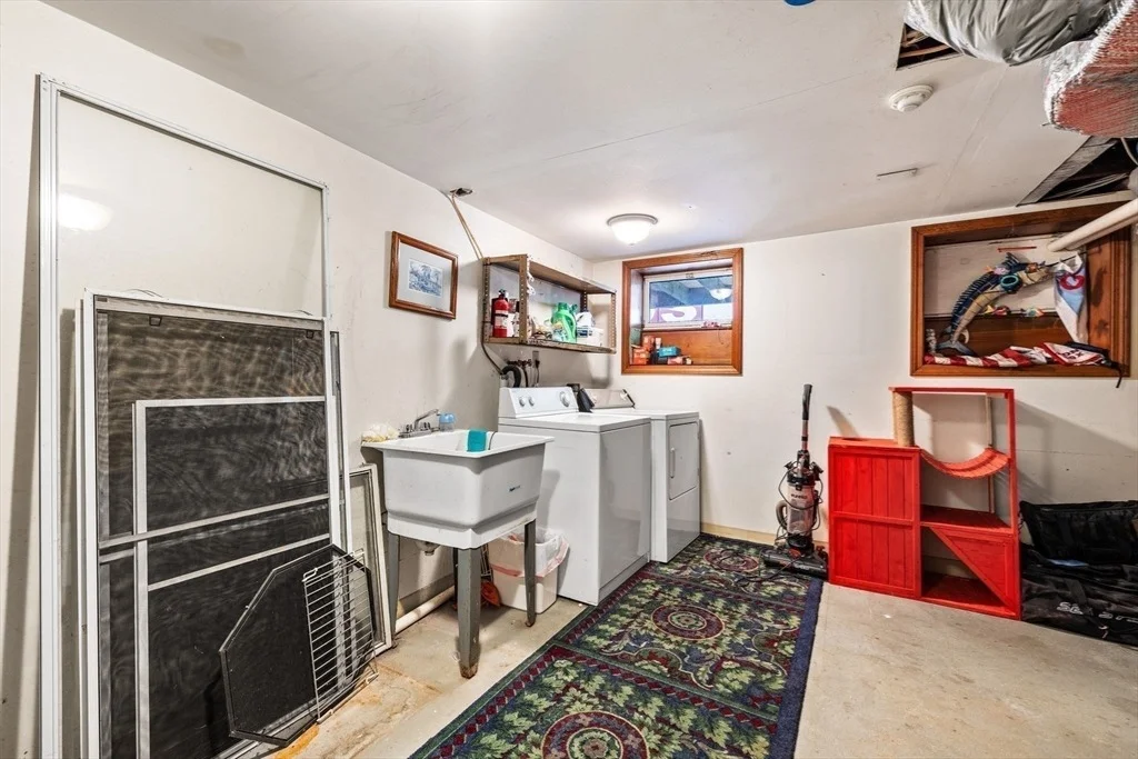 Photo of 7 Lothrop St