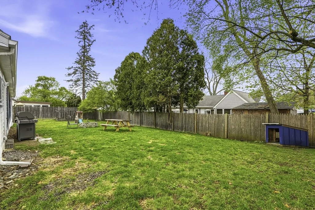 Photo of 18 Brookfield Ter