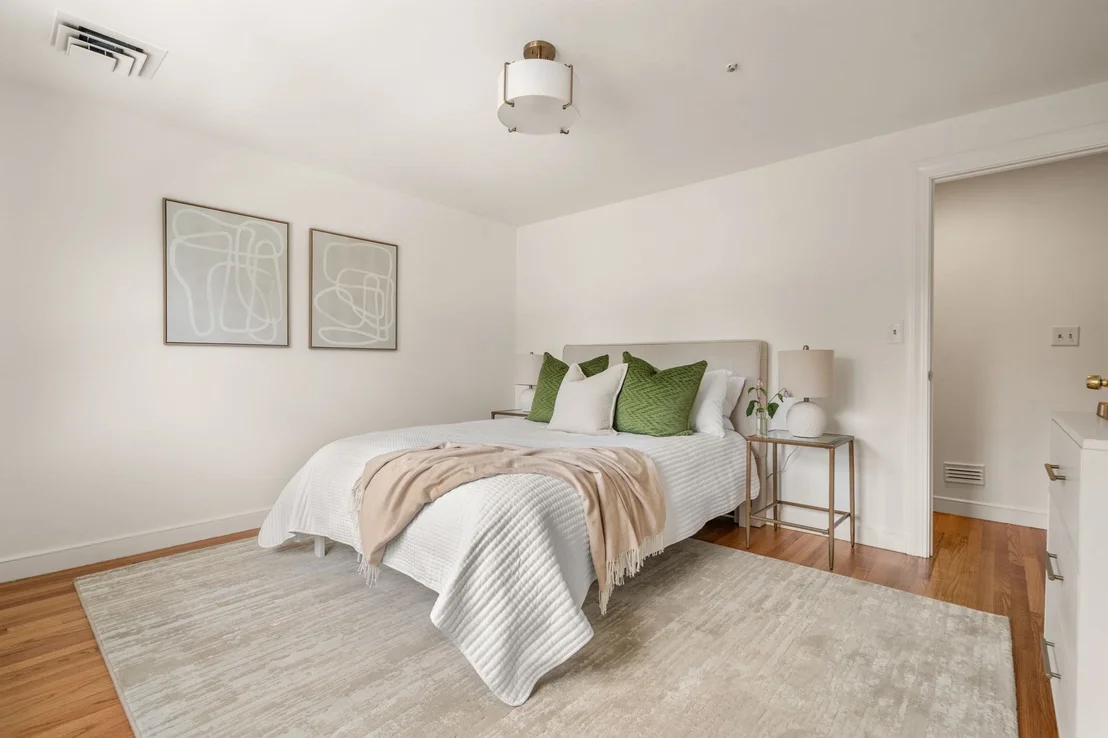 Photo of 43 Meredith Circle