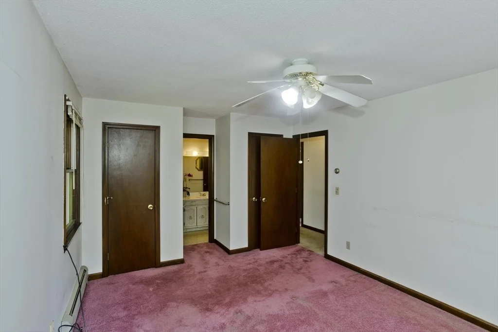 Photo of 6 Pine Wood Dr
