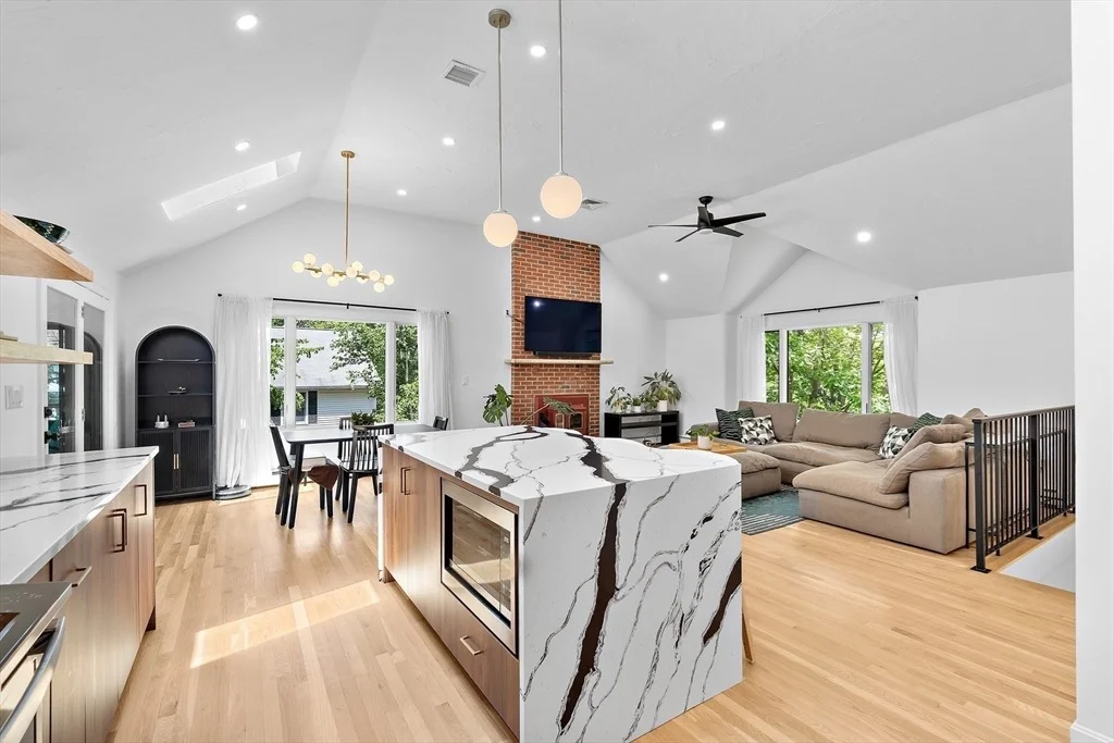 Photo of 25 Dexter Rd