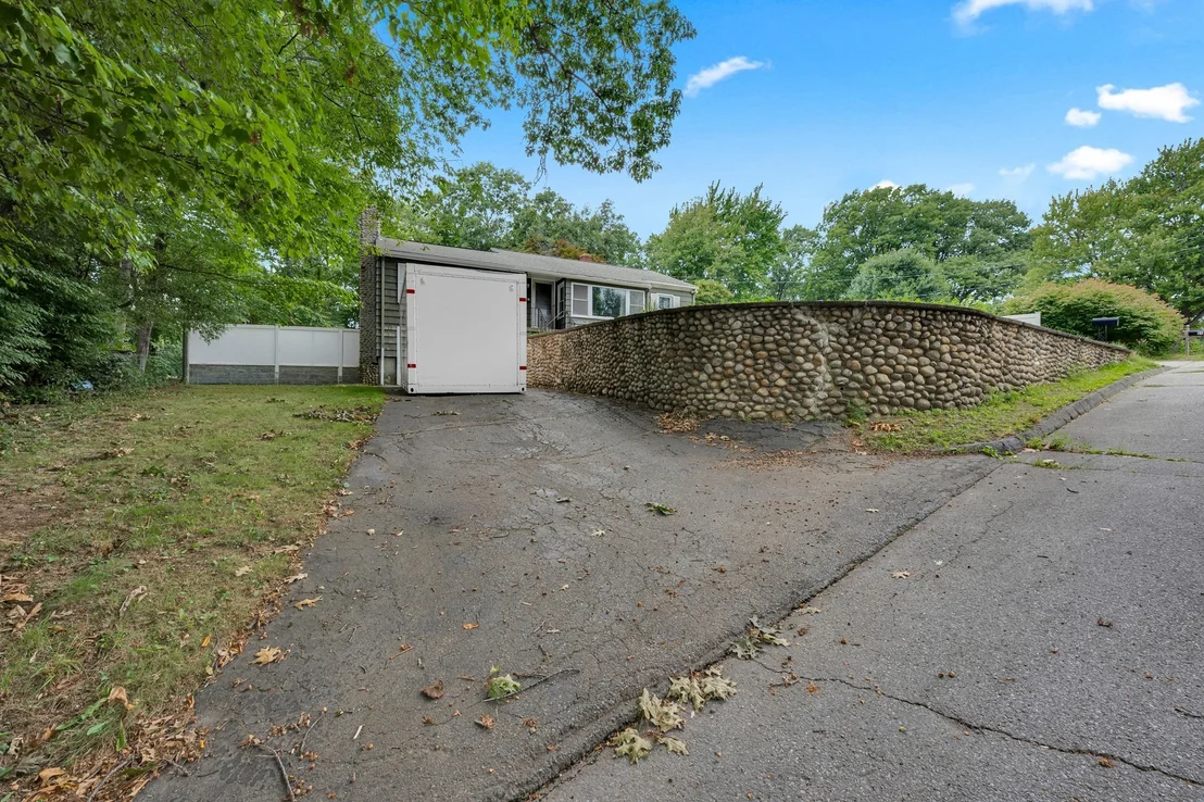 Photo of 63 Wayside Road