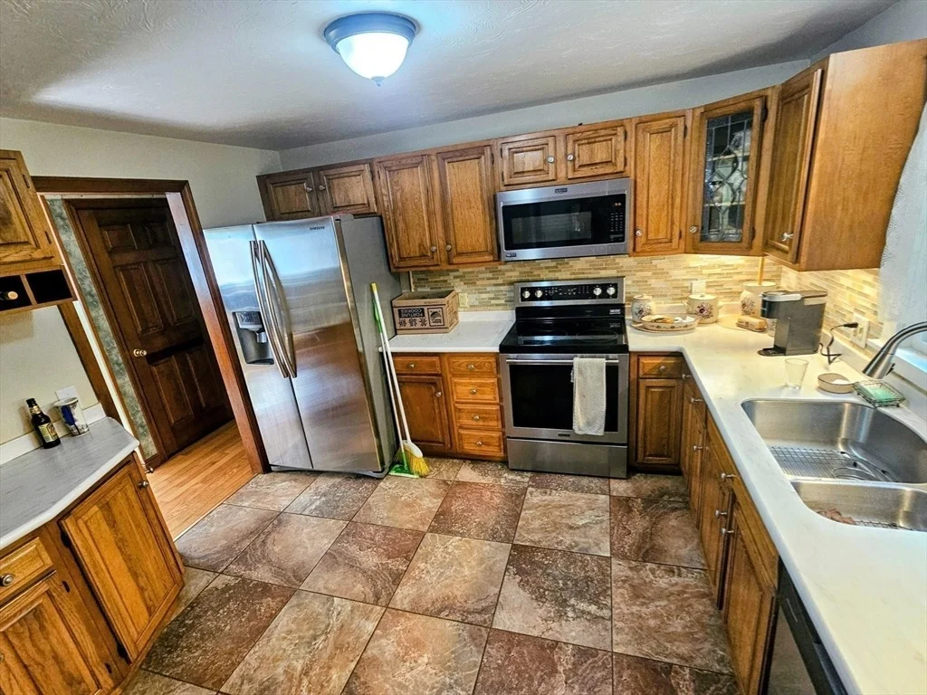 Photo of 4 Sycamore Dr