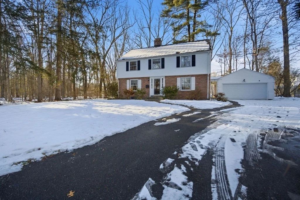 Photo of 46 Puritan Cir