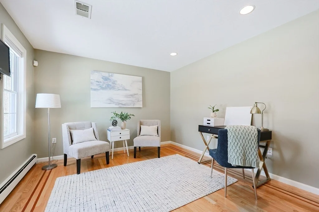 Photo of 8 Empire Dr
