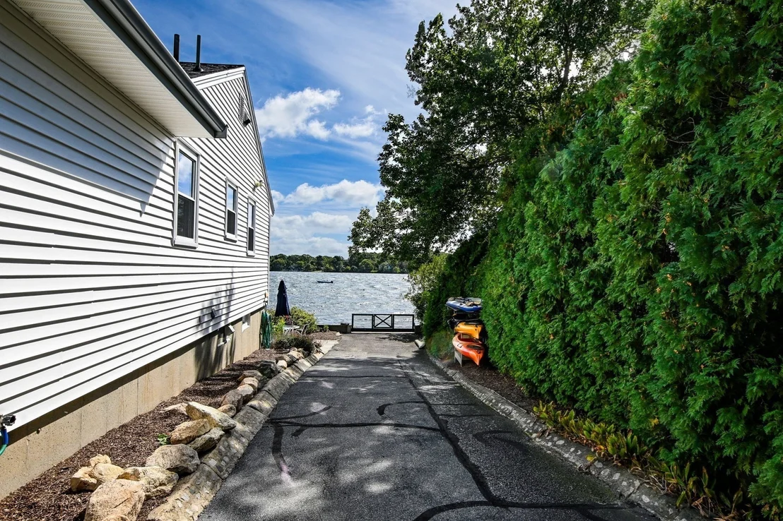 Photo of 188 Annable Point Rd
