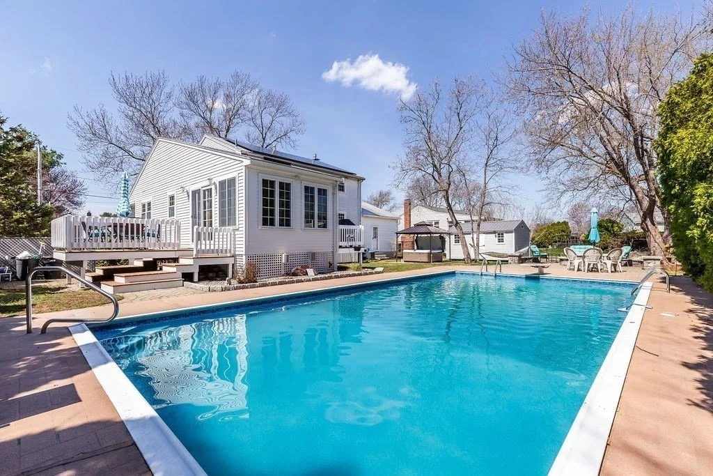 Photo of 71 Pond Ln