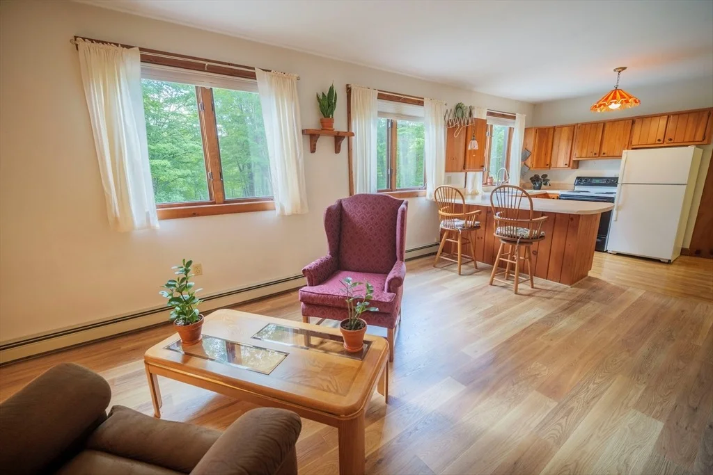 Photo of 255 High St Hill Rd