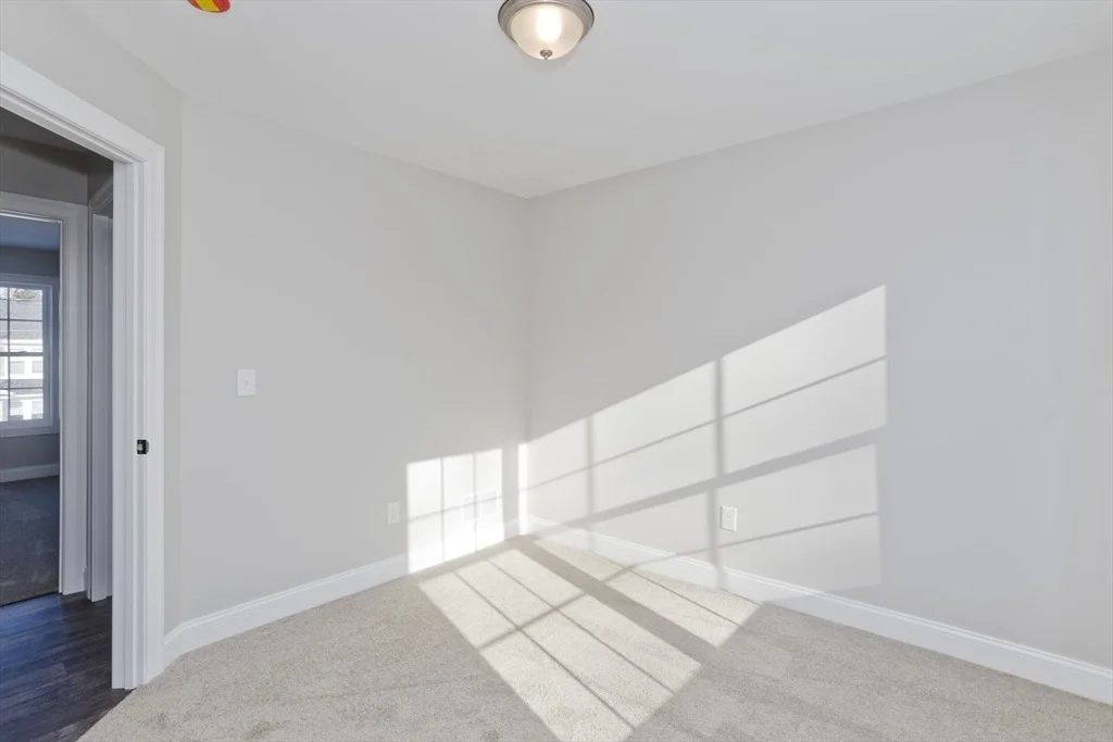 Photo of 37 Ontario St