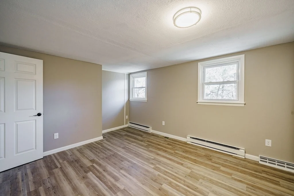 Photo of 172 Bumstead Rd