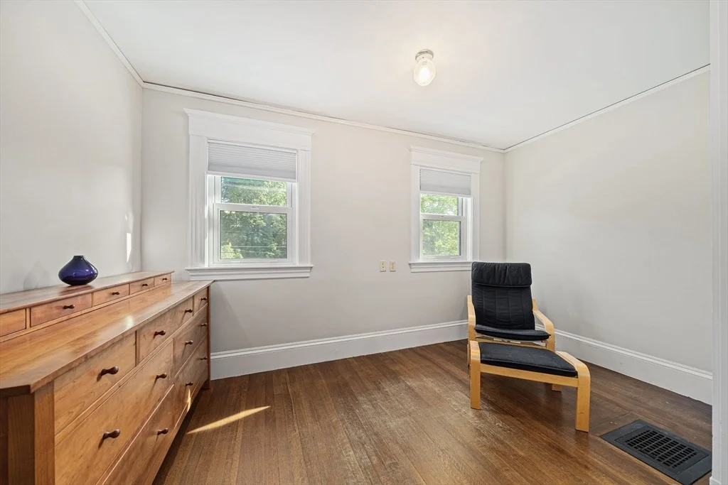Photo of 54 Brook Rd