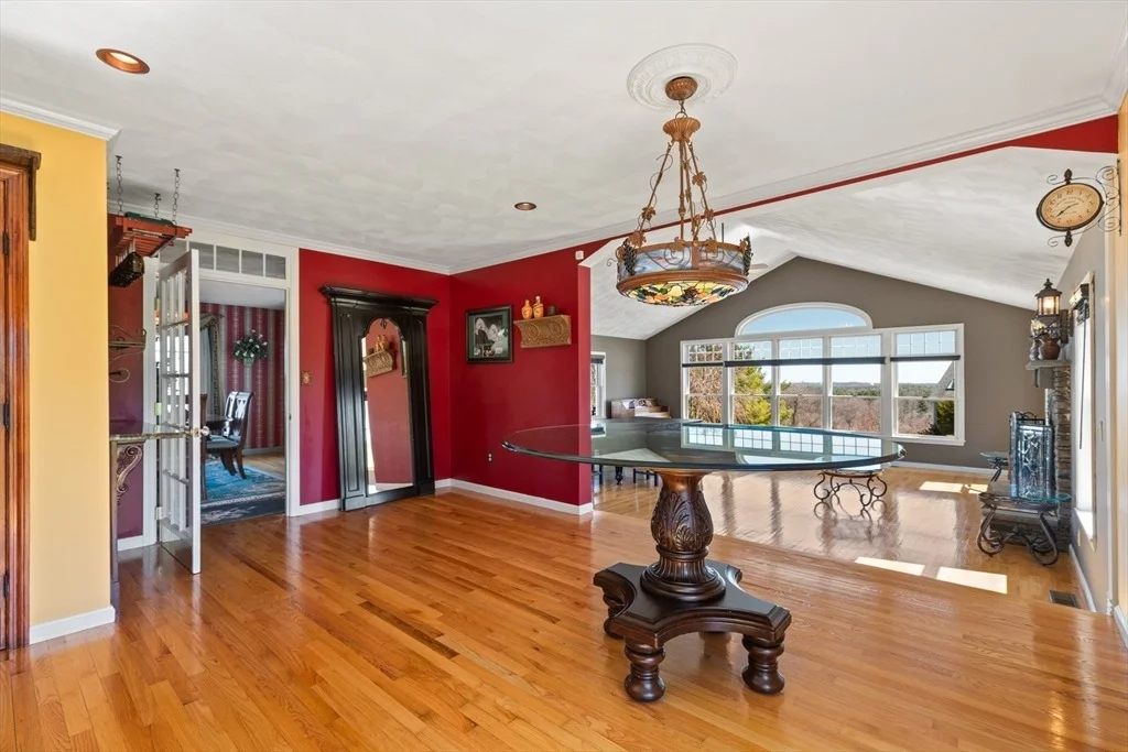 Photo of 65 Skyfields Dr