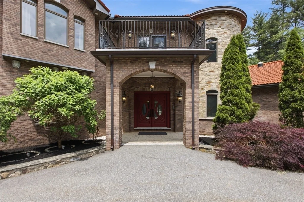 Photo of 8 Janice Ave