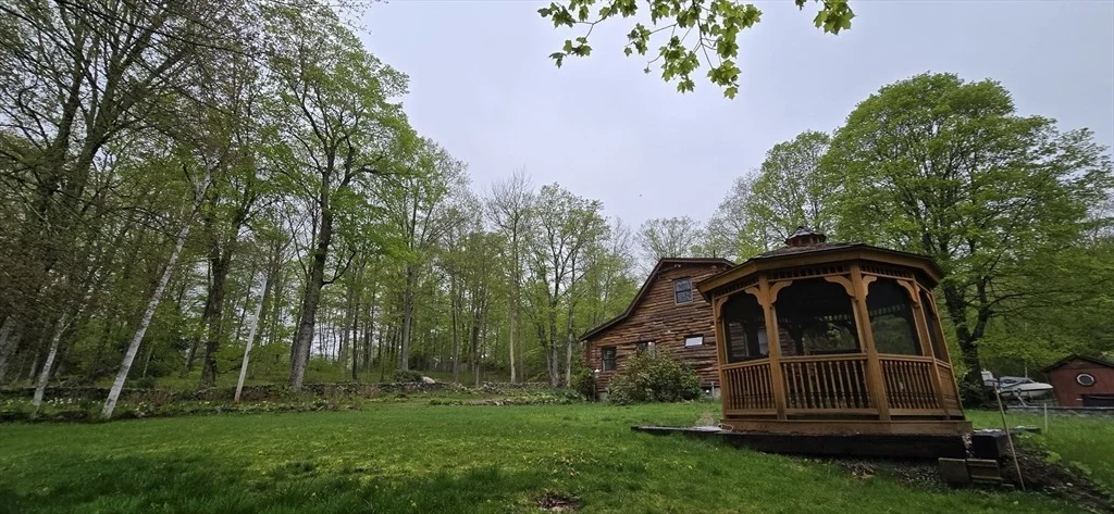 Photo of 250 Athol Rd