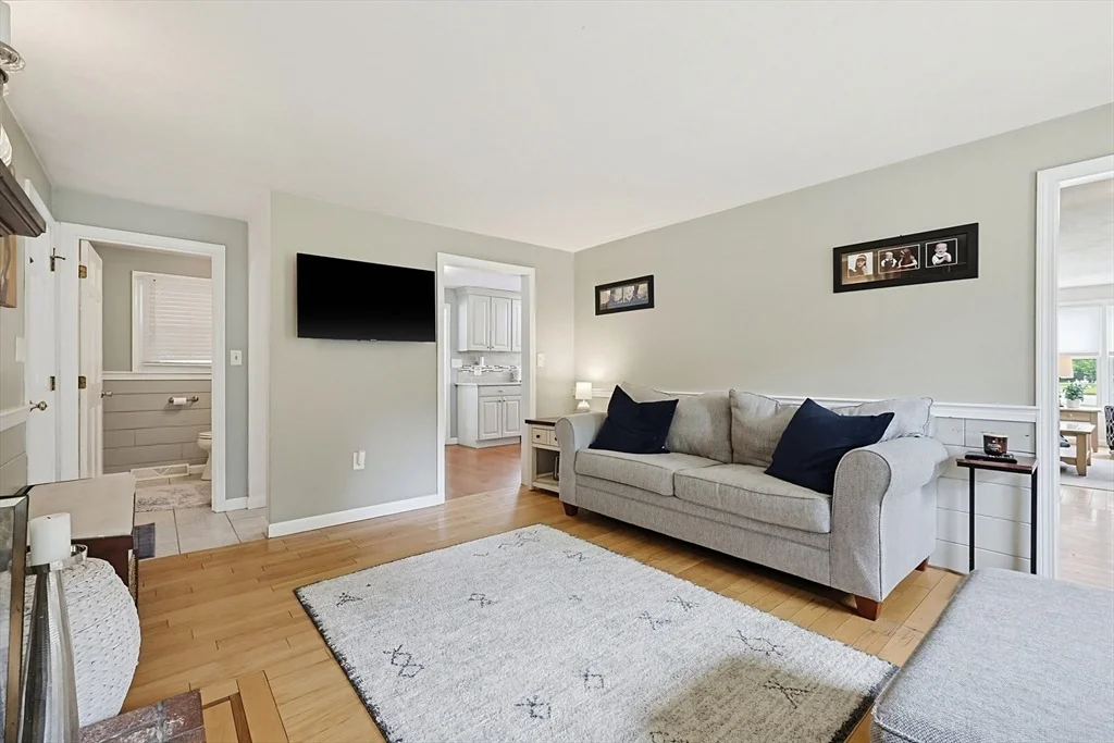 Photo of 22 Diane Dr