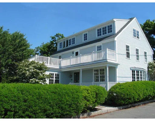 Photo of 172 Front Street