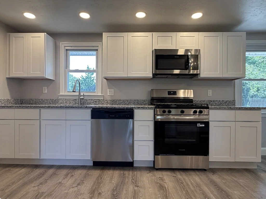 Photo of 7 Terry Ln E