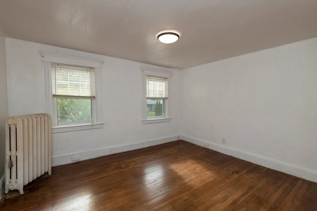 Photo of 8 Newcomb Avenue
