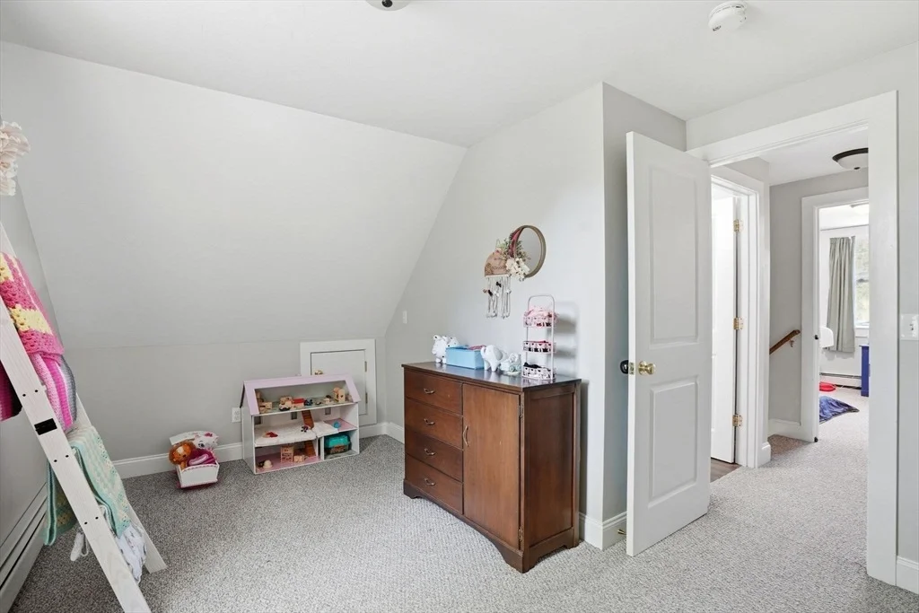 Photo of 72 Pembroke Ave