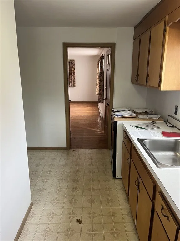 Photo of 27 Joyce Avenue