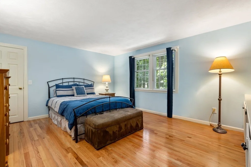 Photo of 40 Shadow Oak