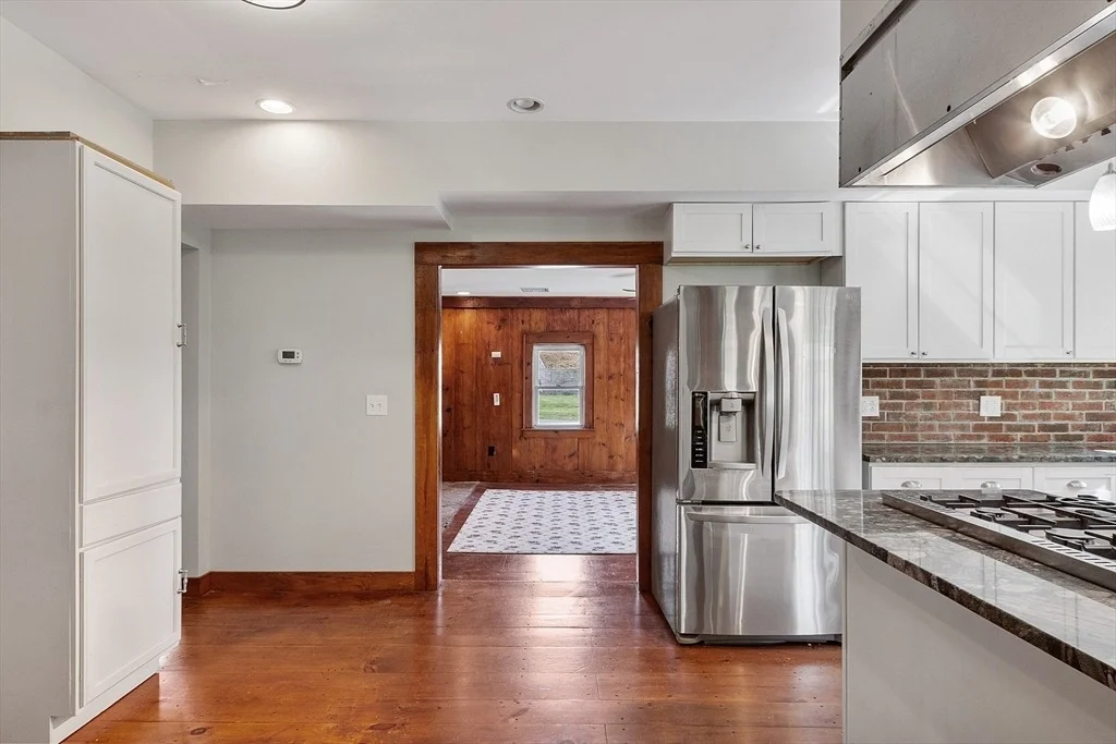 Photo of 25 Maple Street