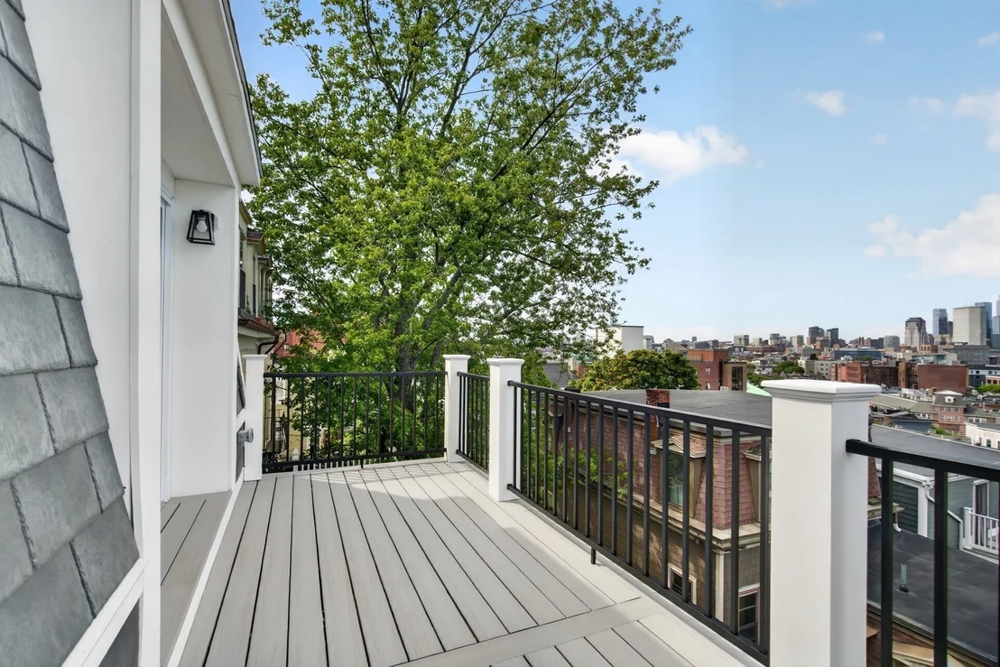 Photo of Unit 2 at 19 Thomas Park