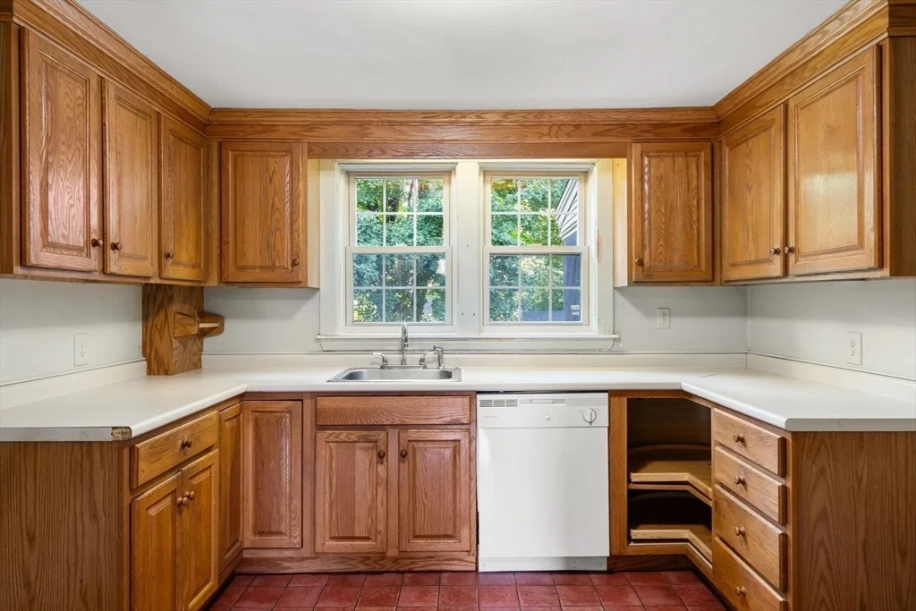Photo of 278 Common St