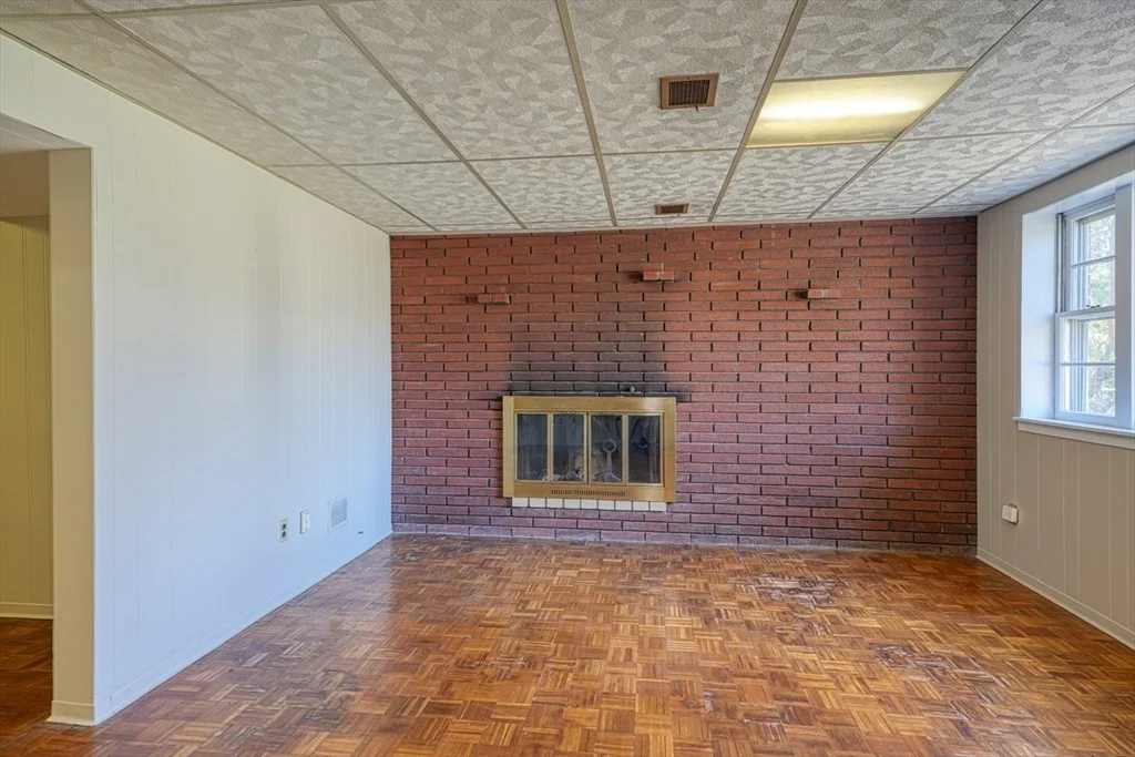Photo of 49 Lanewood Ave